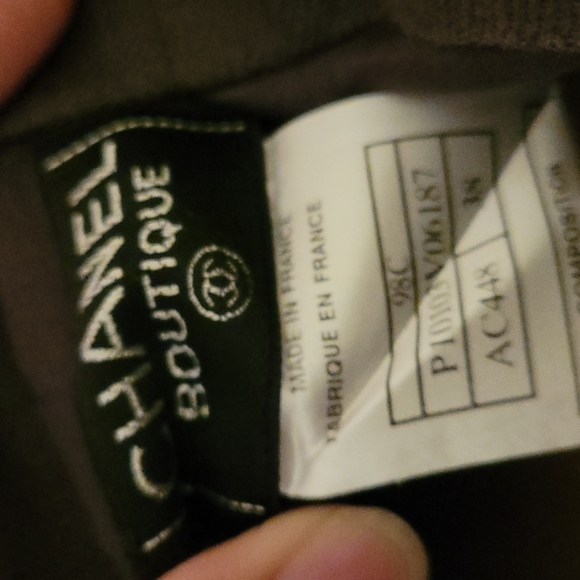 Chanel Vintage blazers & skirts. Final sale no return - Picture 17 of 17